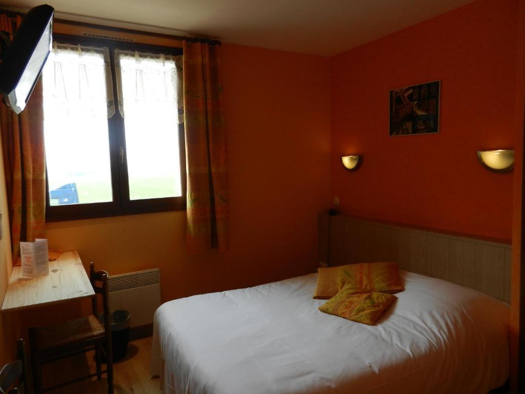 Logis Auberge De La Plaine La Rothière Habitación foto